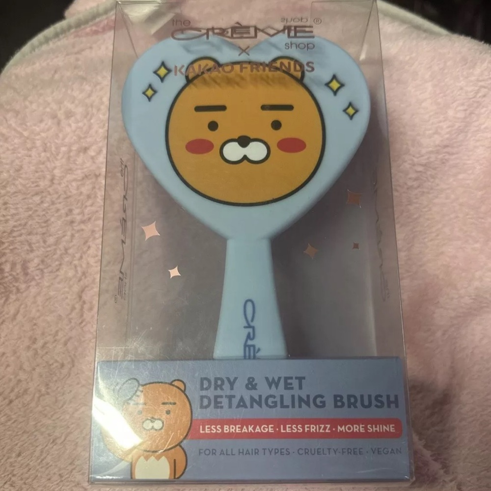 The Creme X Kakao Friends Ryan  Dry Wet Detangling Brush Vegan
